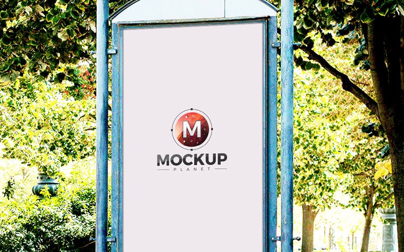 Free-Artistic-Outdoor-Poster-Billboard-Mockup