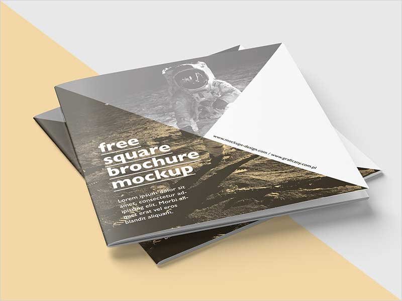 Free-Square-Brochure-Mockup1