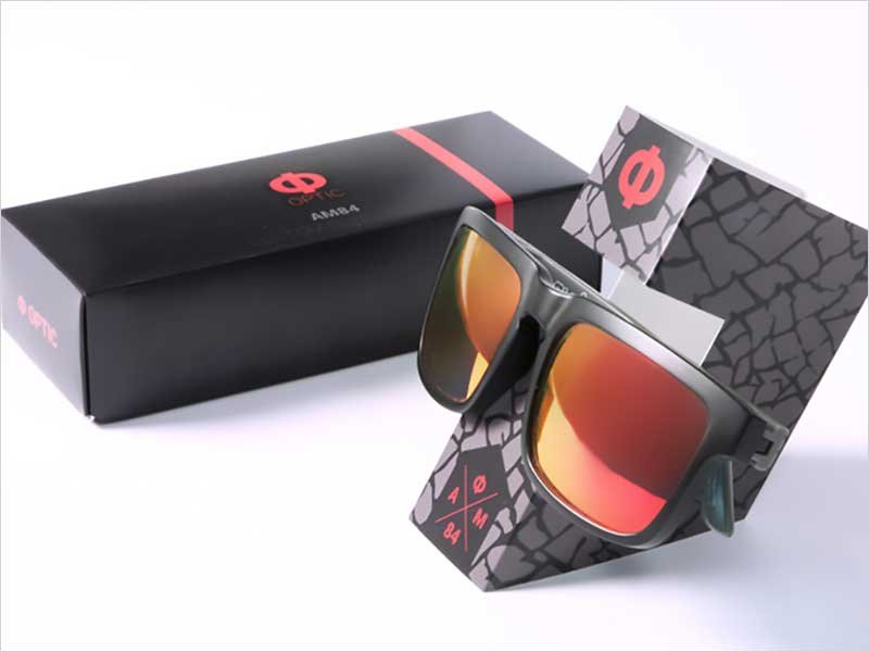 Custom-Sunglasses-Packaging-And-Holder