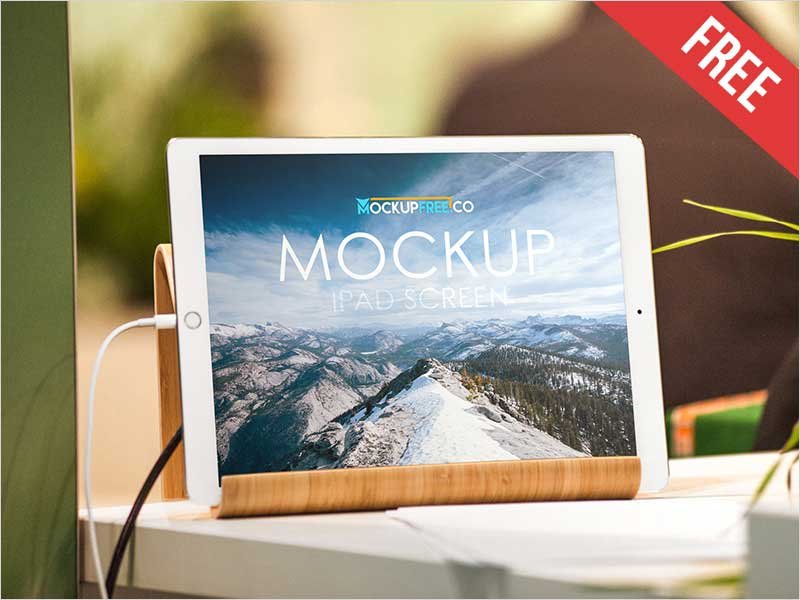 iPad-Screen-Free-PSD-Mockup